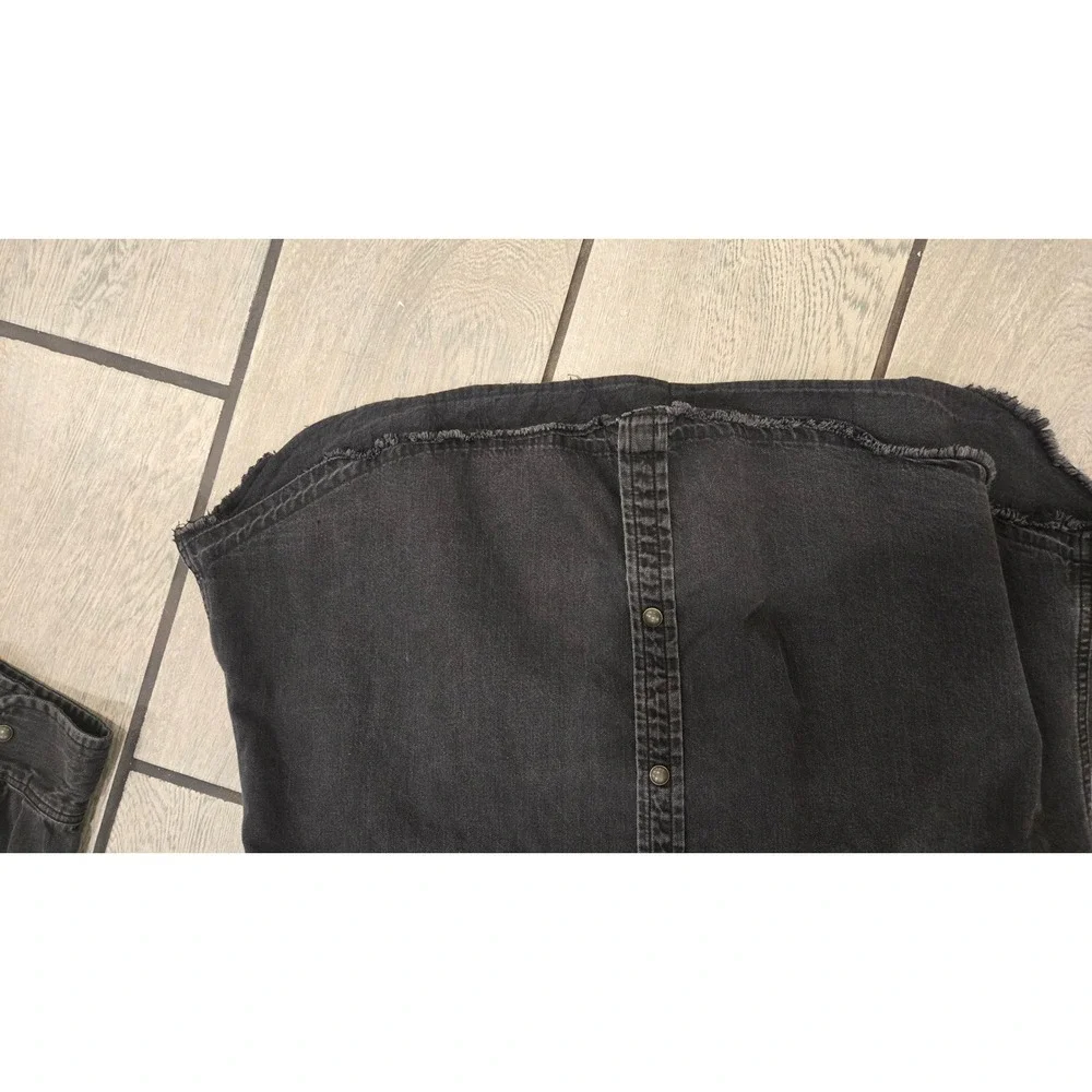 American Eagle Outfitters XL Slim Fit Black Denim Western Snap Shirt Raw Hem